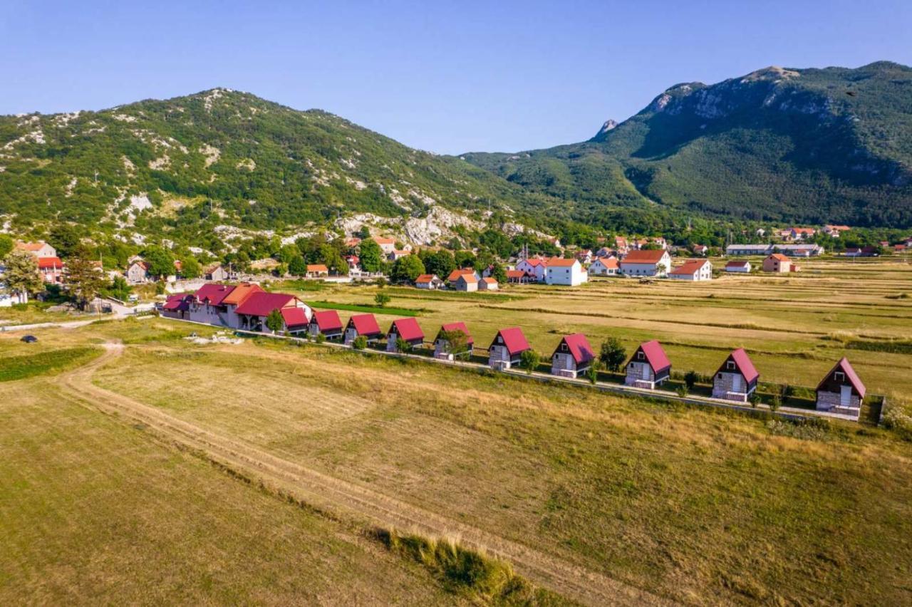Etno Selo Bastadur Цетине Экстерьер фото
